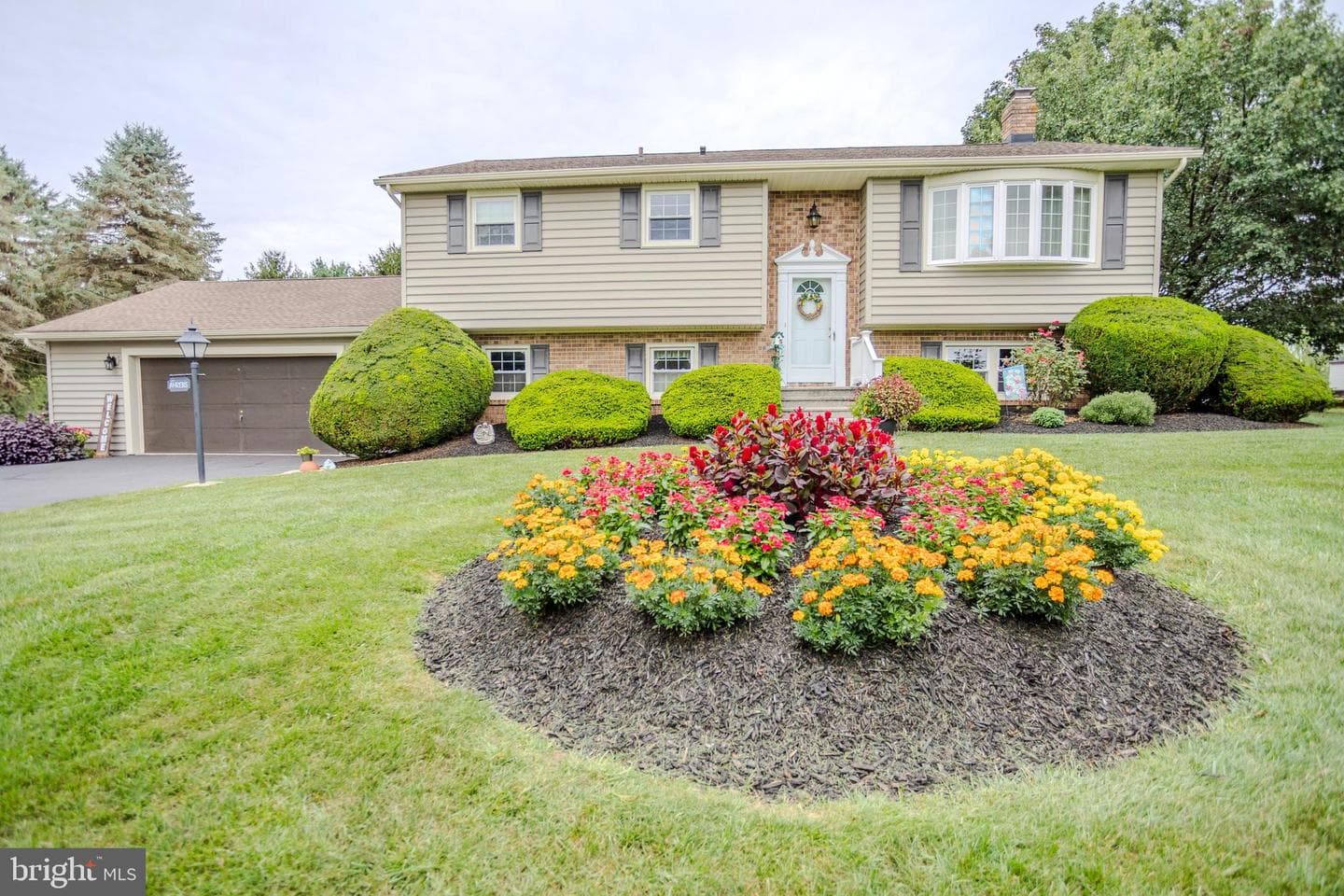3486 Hobart Road photo 2