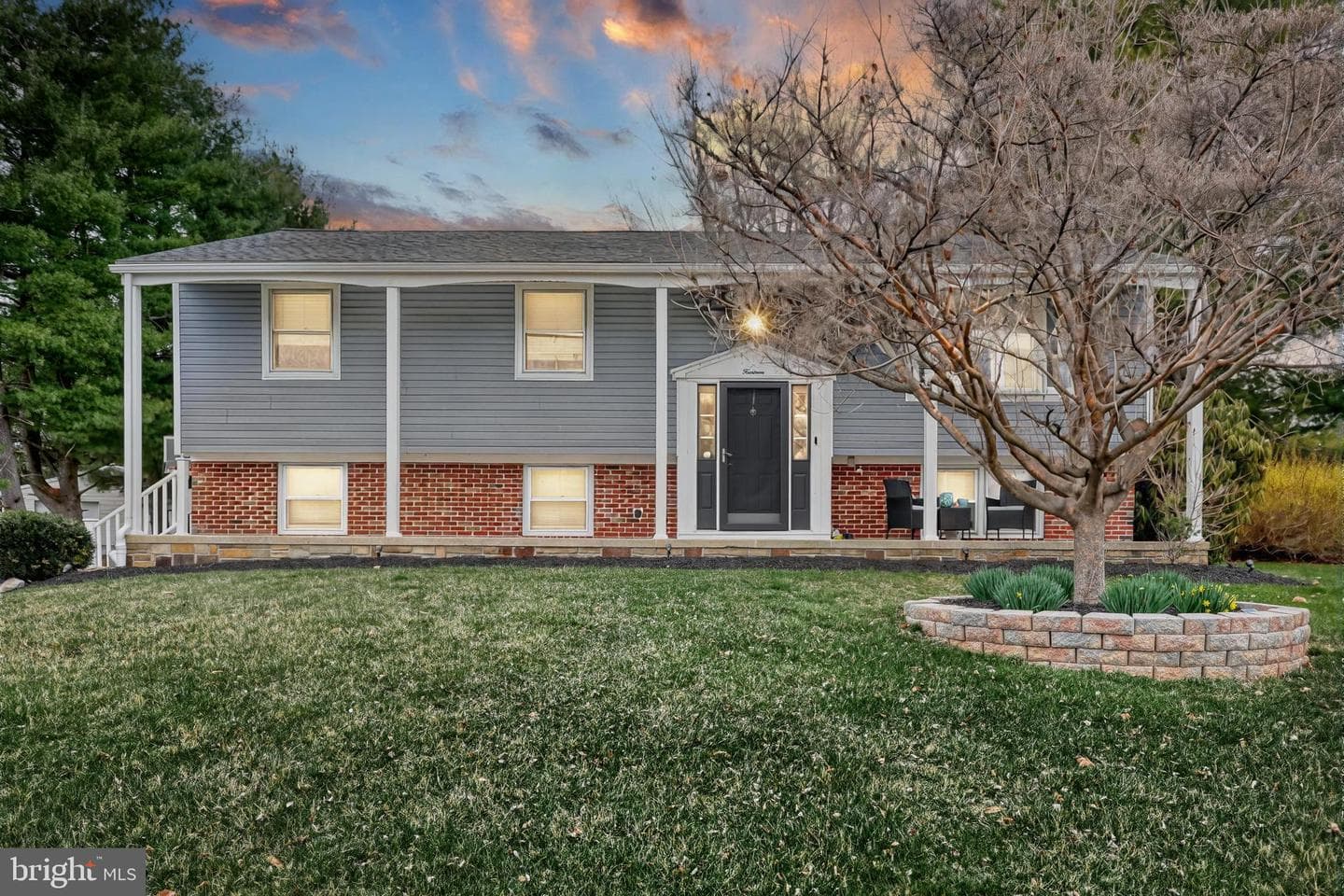 14 Covington Drive photo 3