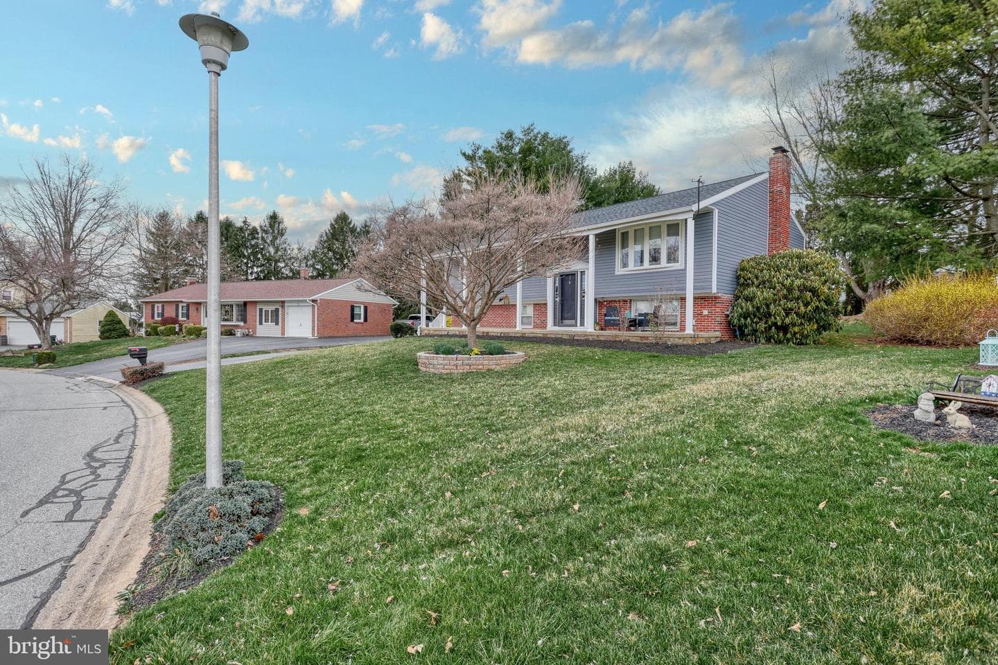 14 Covington Drive photo 5