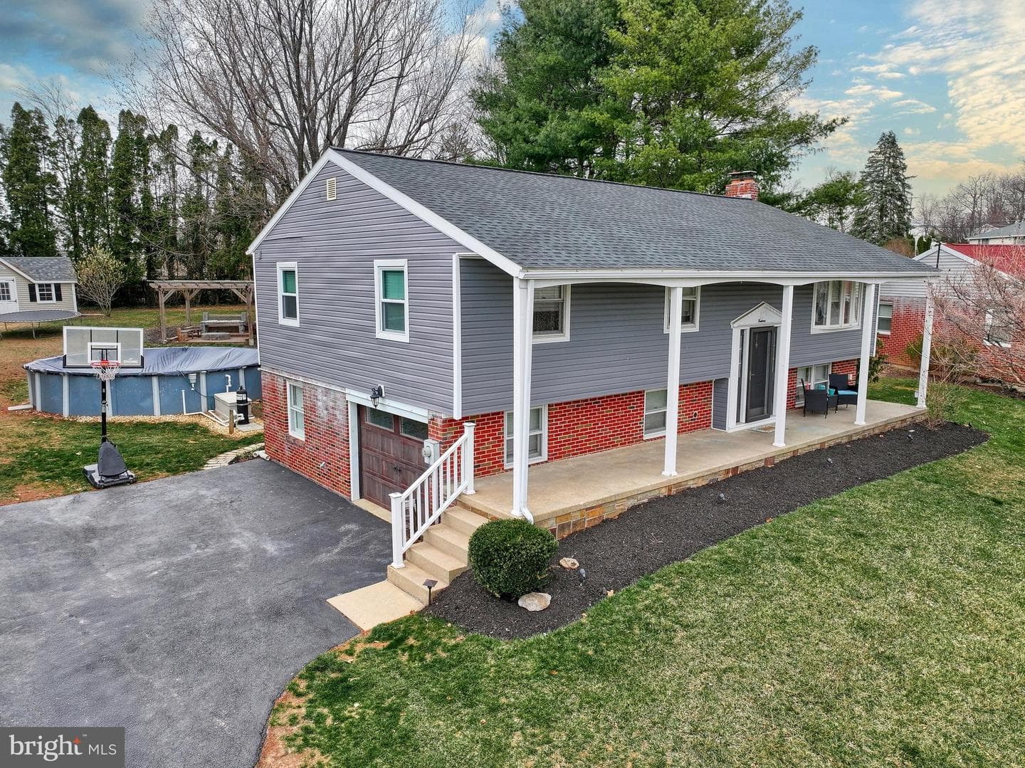 14 Covington Drive photo 52