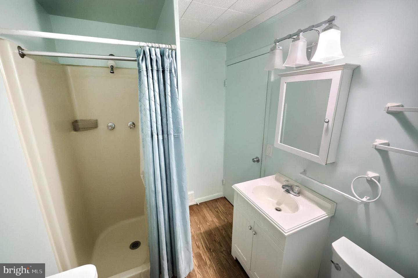 868 Greenbriar Road photo 38