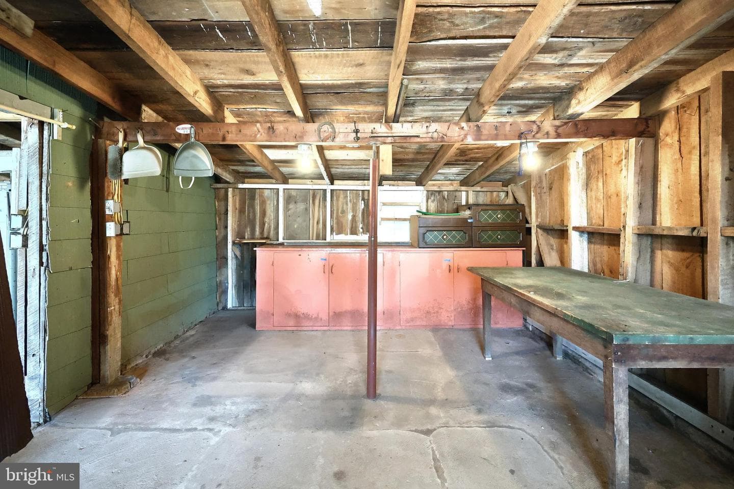 868 Greenbriar Road photo 44