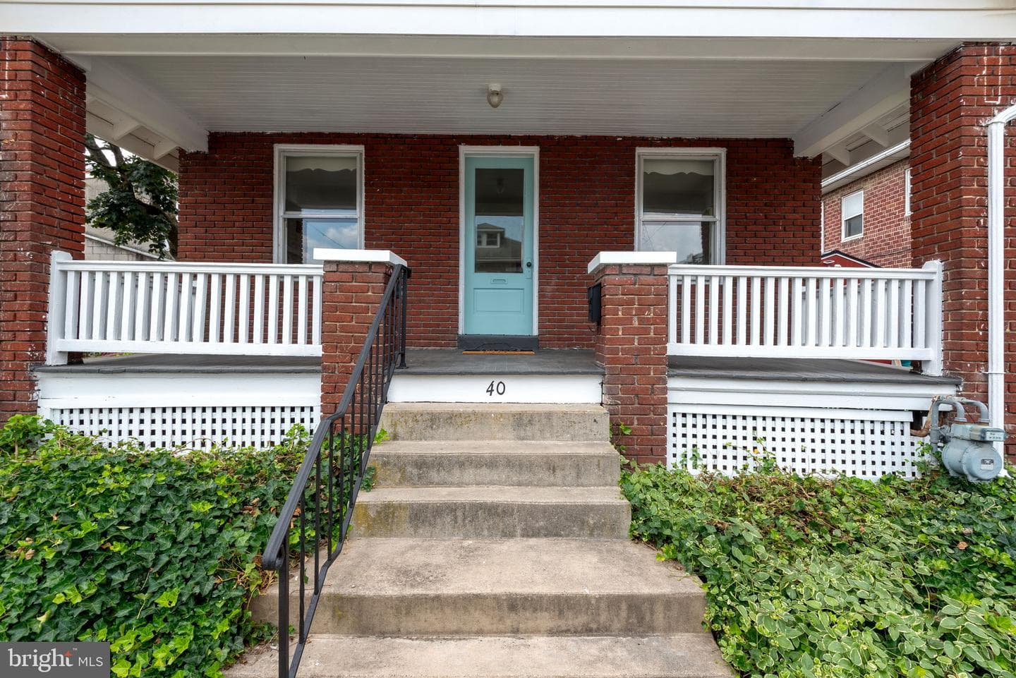 40 S Sumner Street photo 3