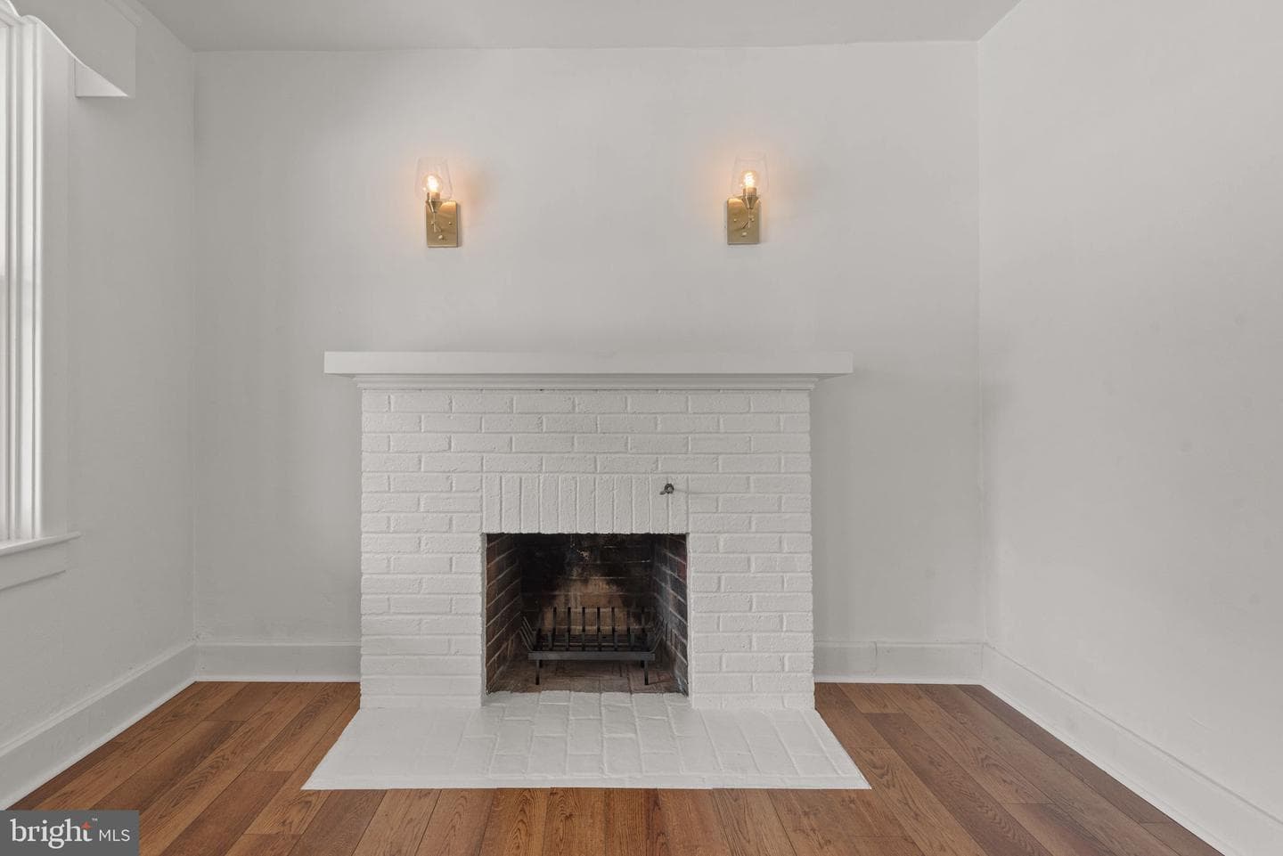 40 S Sumner Street photo 7