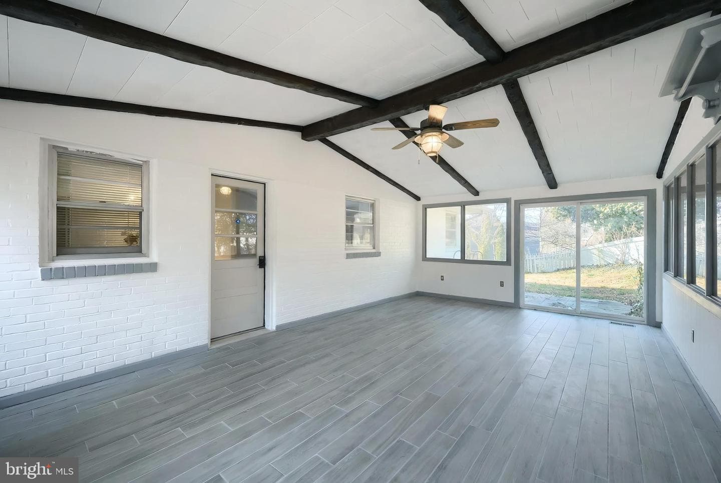 1615 Crestlyn Road photo 15