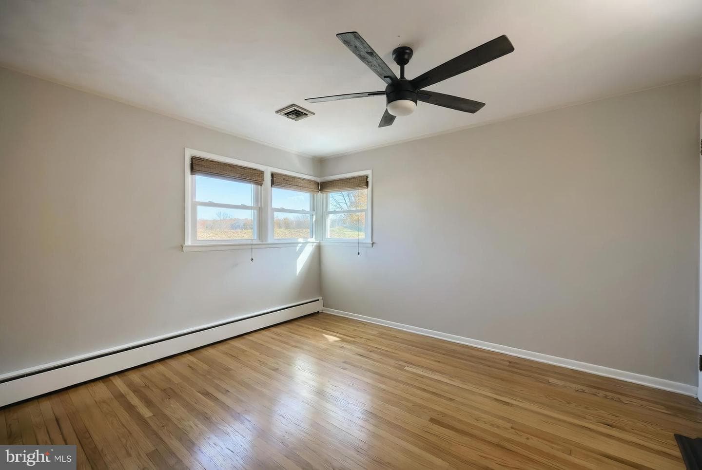 1615 Crestlyn Road photo 18