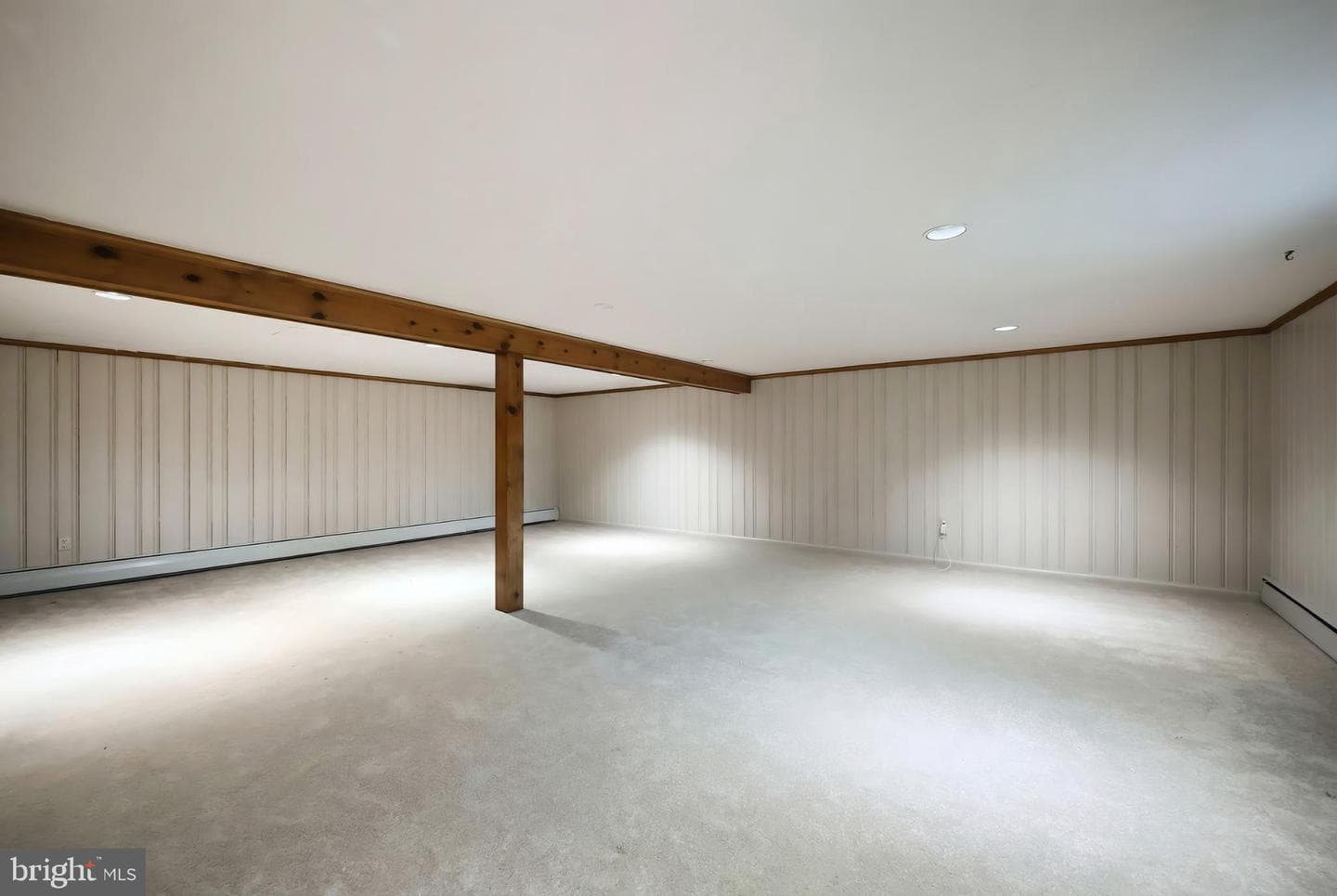 1615 Crestlyn Road photo 39