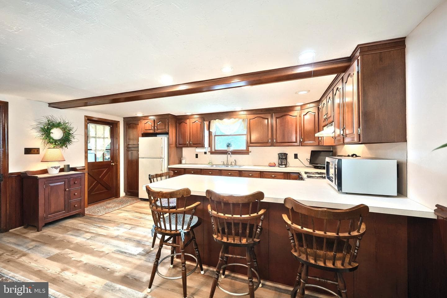 855 Greenbriar Road photo 12