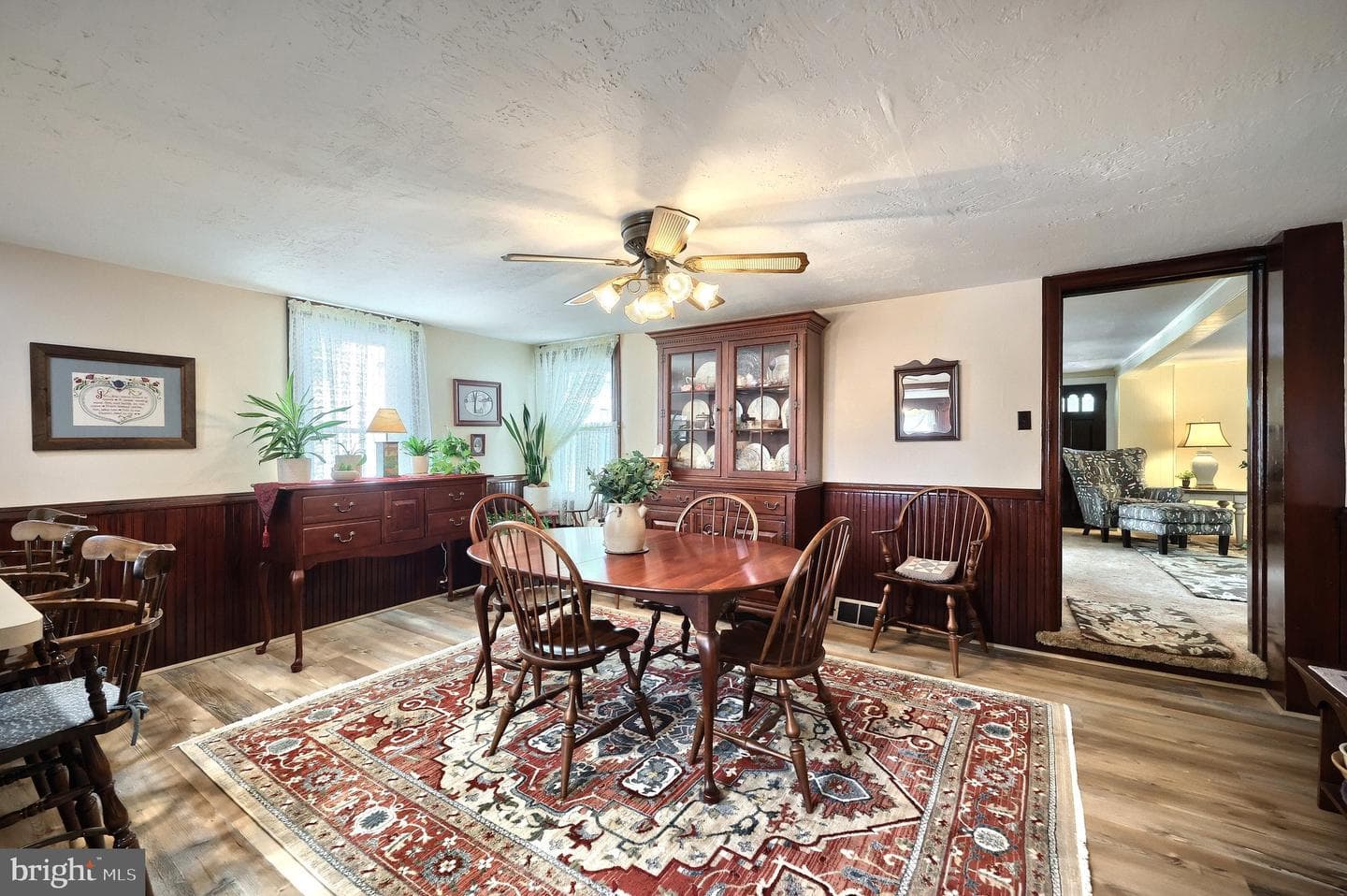 855 Greenbriar Road photo 9