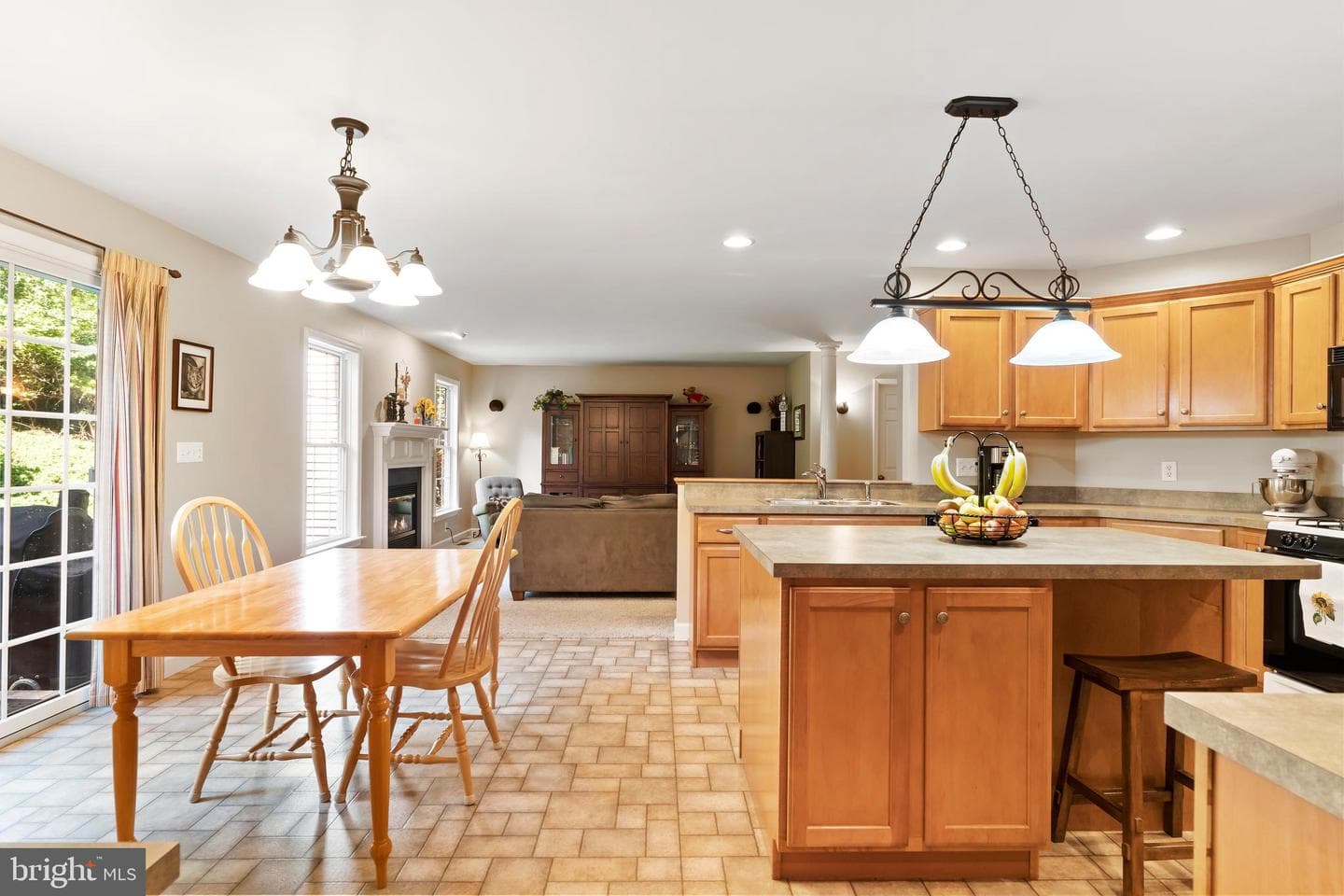 565 Nauvoo Road photo 15