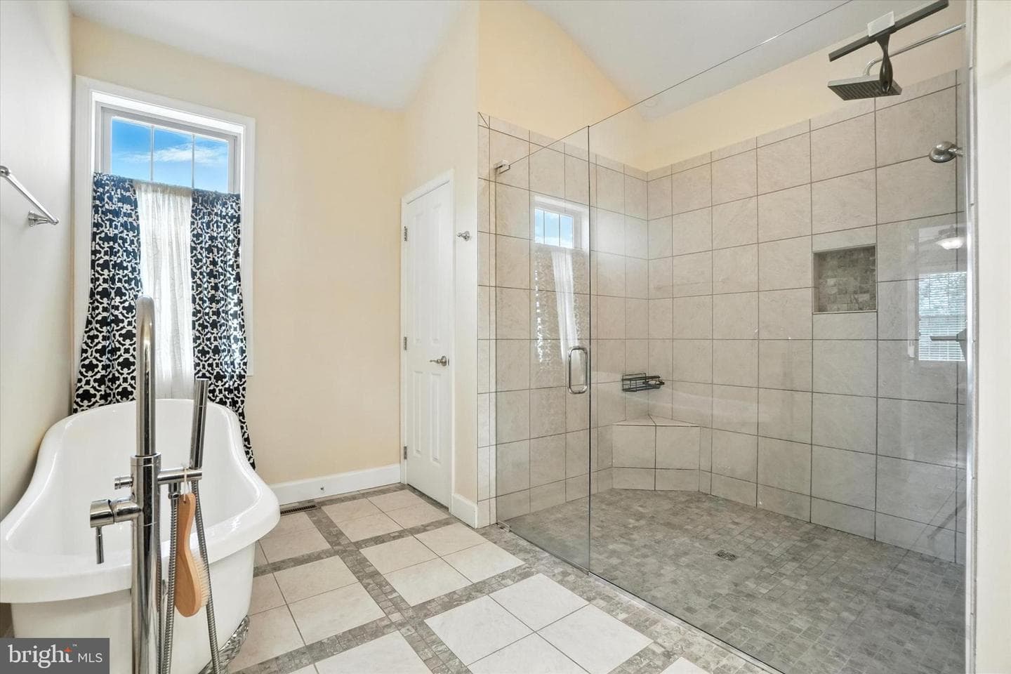 1520 Winsford Lane photo 21