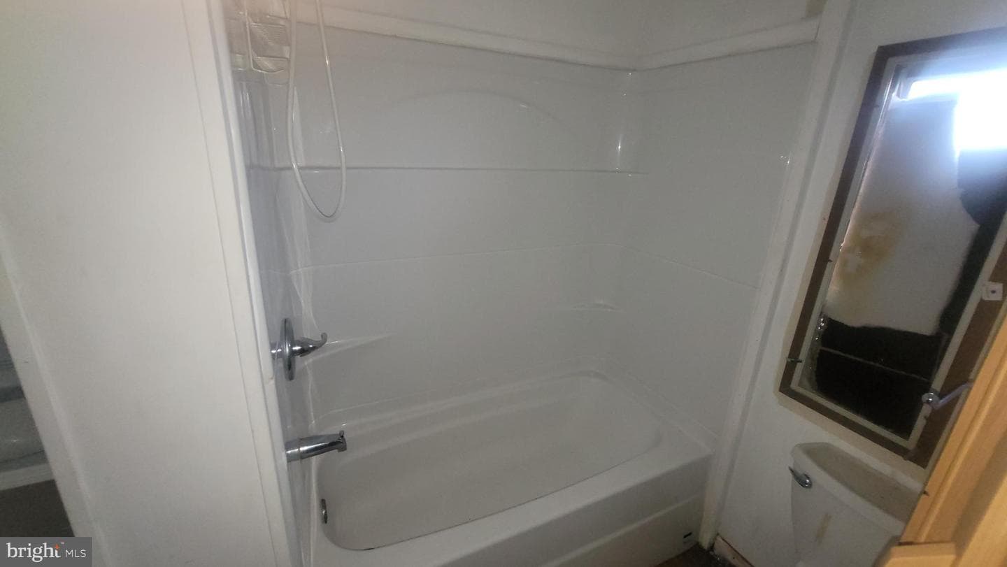 60 Gilbert Exd Court photo 15