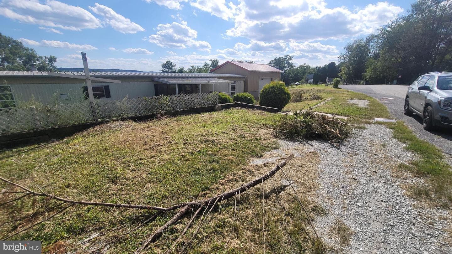 60 Gilbert Exd Court photo 2