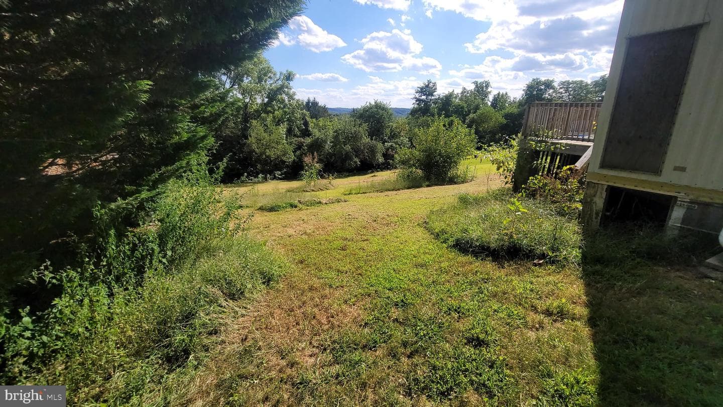 60 Gilbert Exd Court photo 23