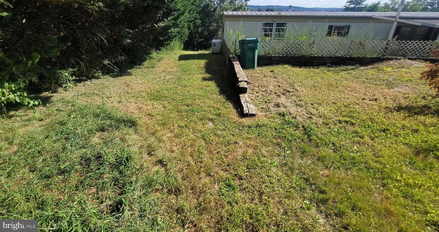 60 Gilbert Exd Court photo 24