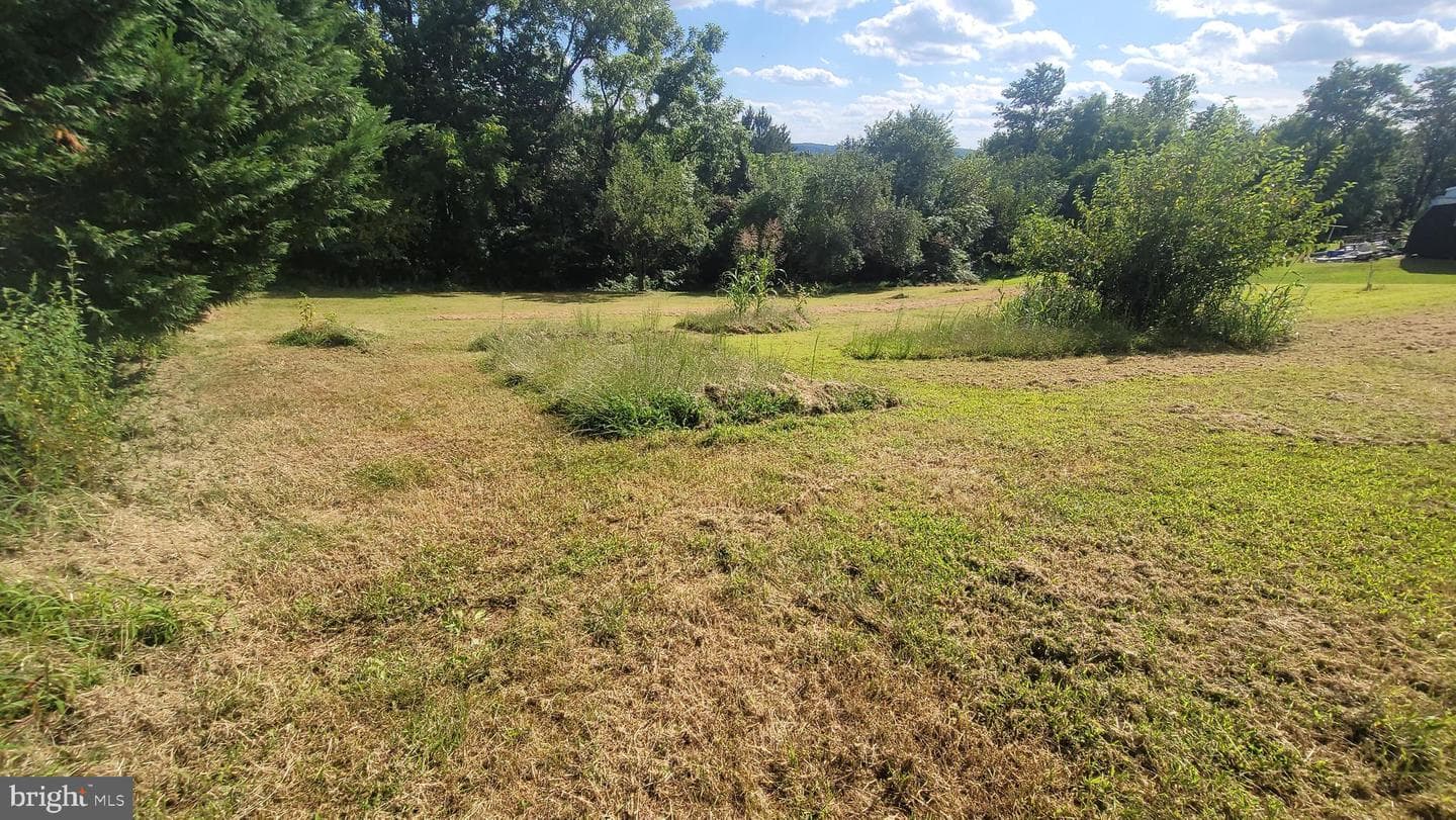 60 Gilbert Exd Court photo 26