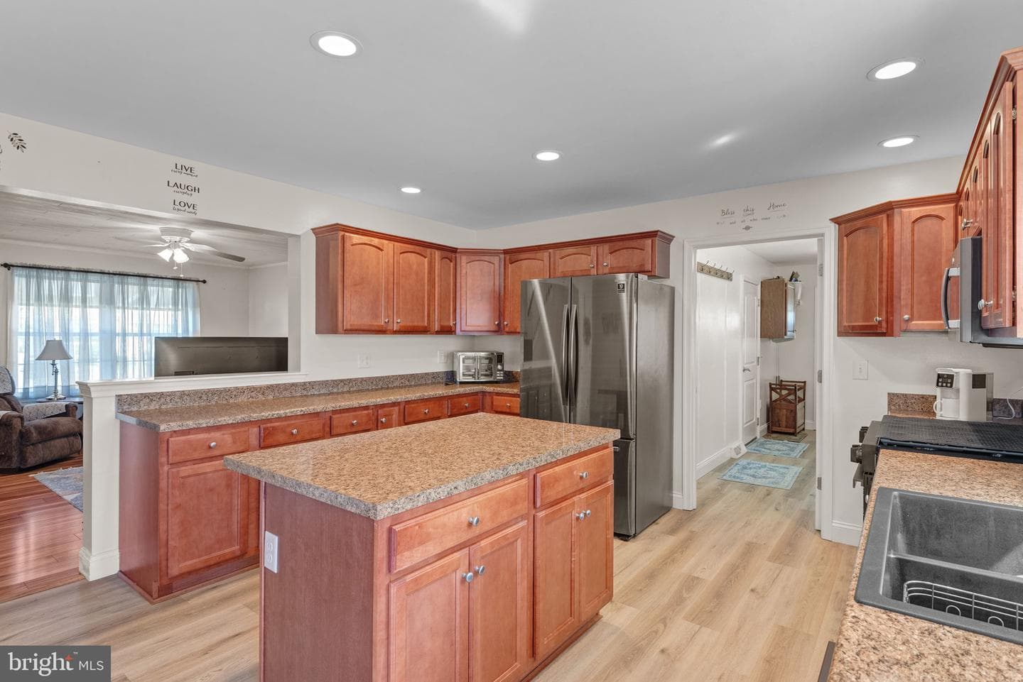 2915 Anthony Way photo 13