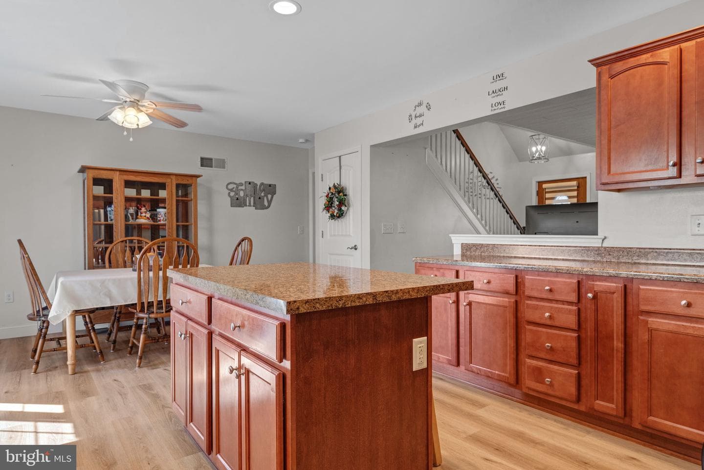 2915 Anthony Way photo 17