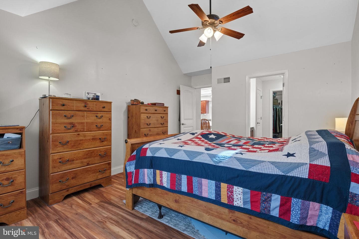 2915 Anthony Way photo 24