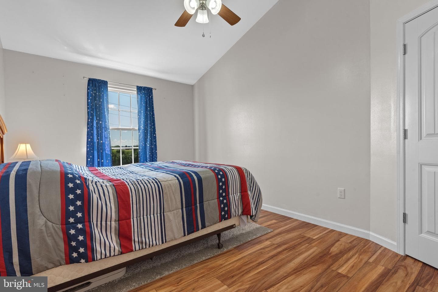 2915 Anthony Way photo 28