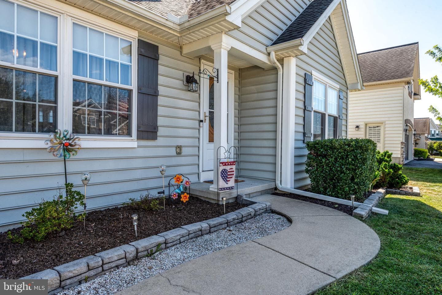 2915 Anthony Way photo 4