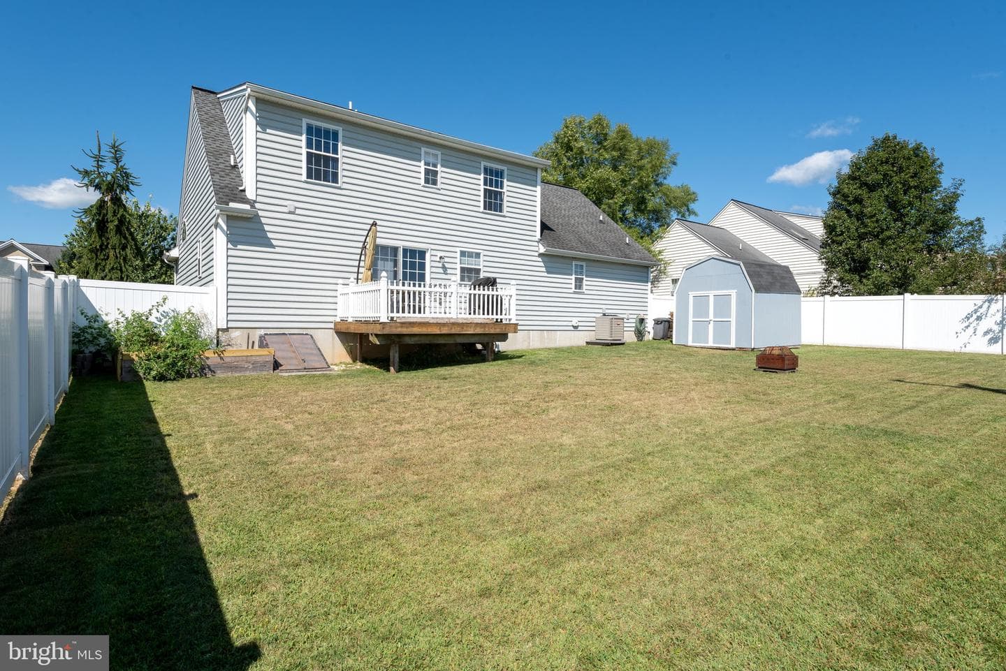 2915 Anthony Way photo 40