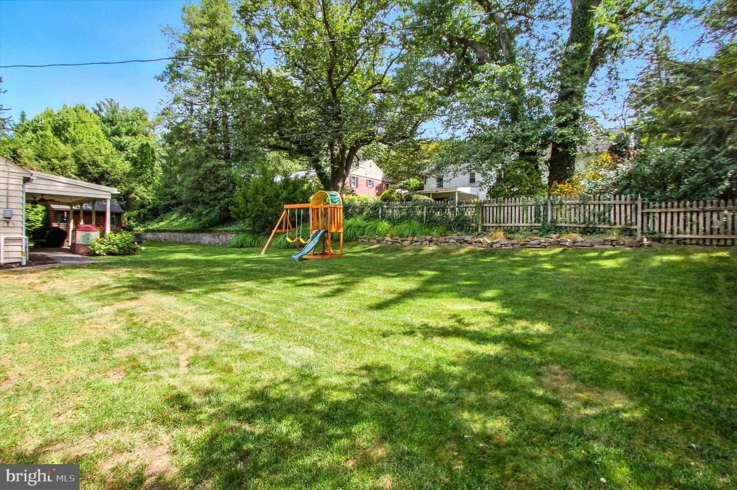 938 Somerset Lane photo 33