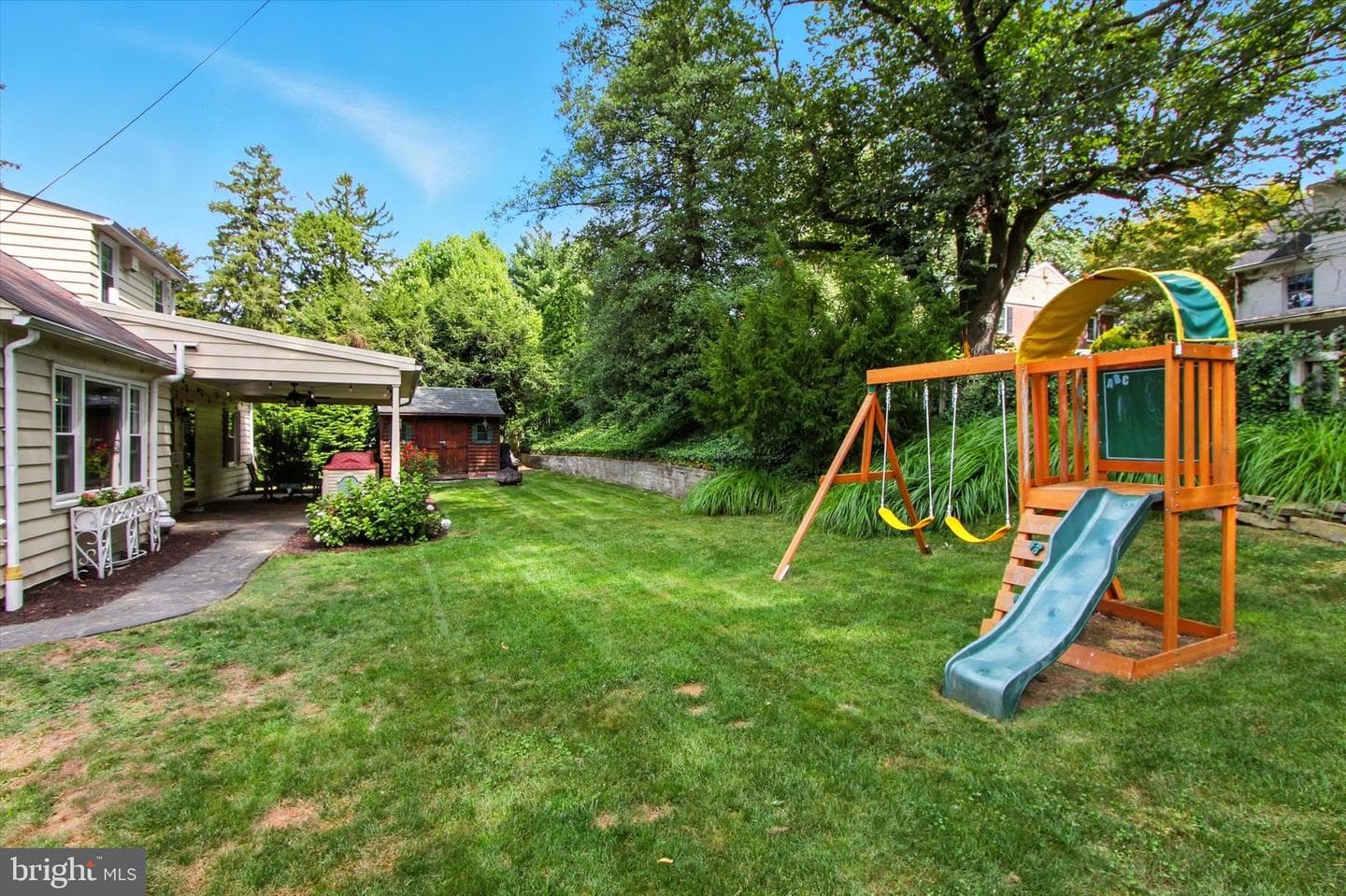 938 Somerset Lane photo 34