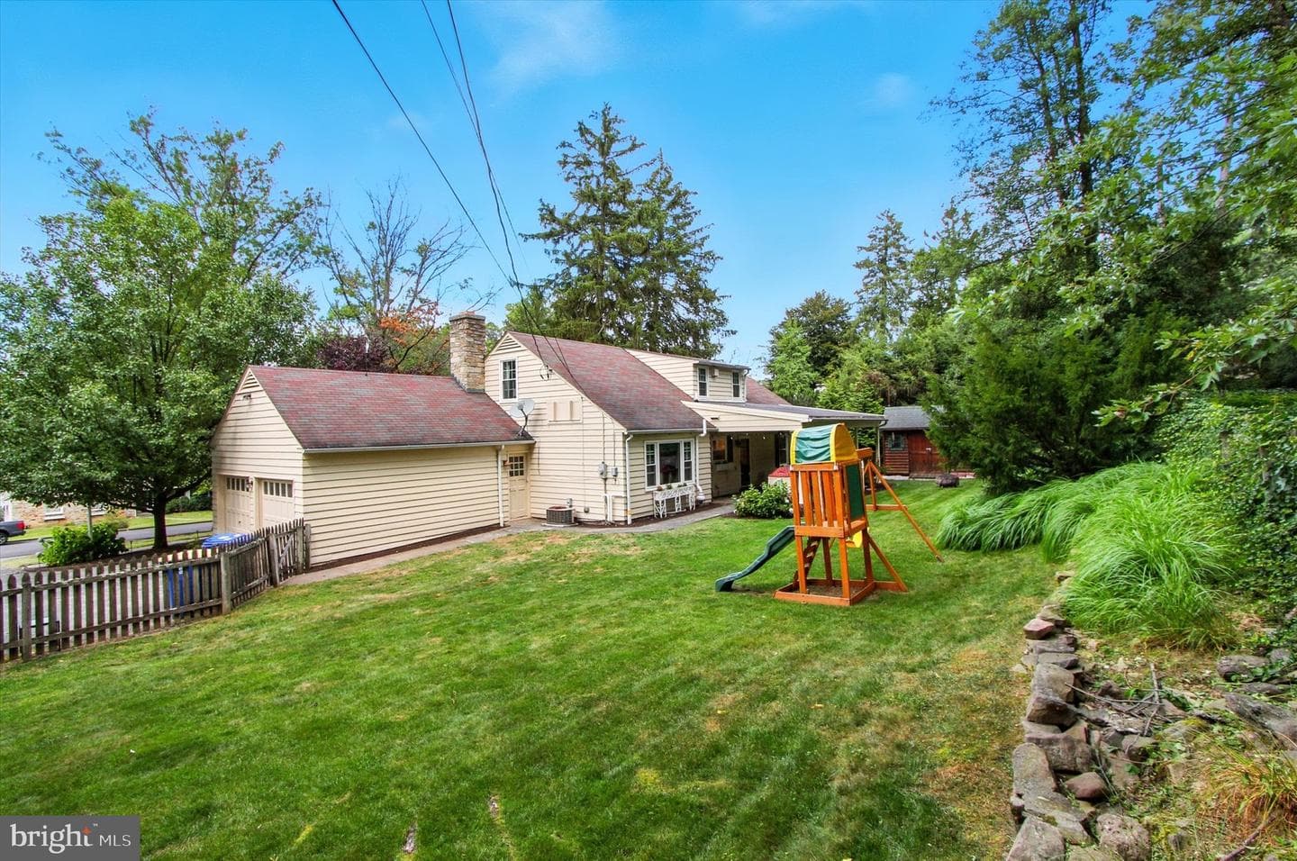 938 Somerset Lane photo 35