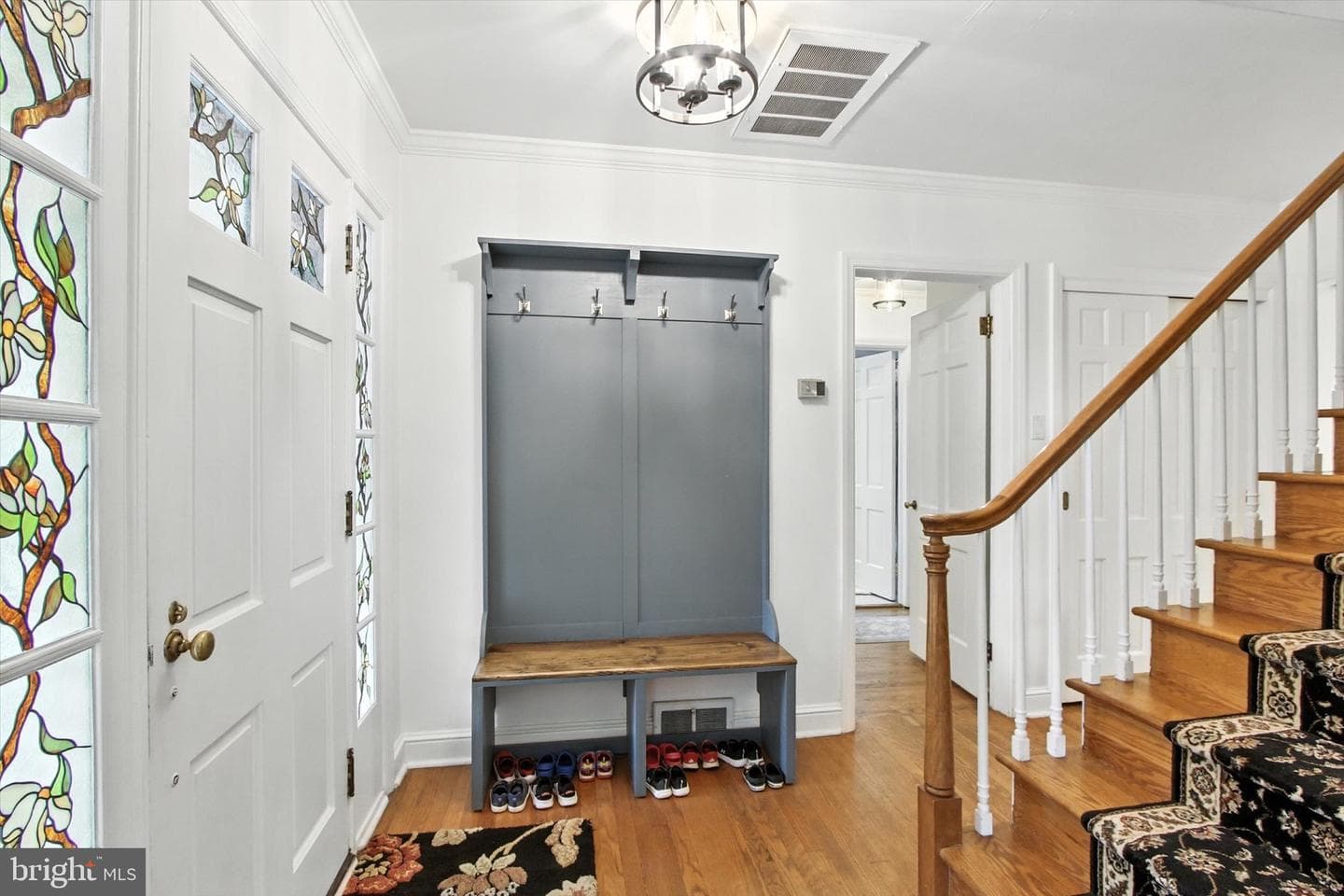 938 Somerset Lane photo 7