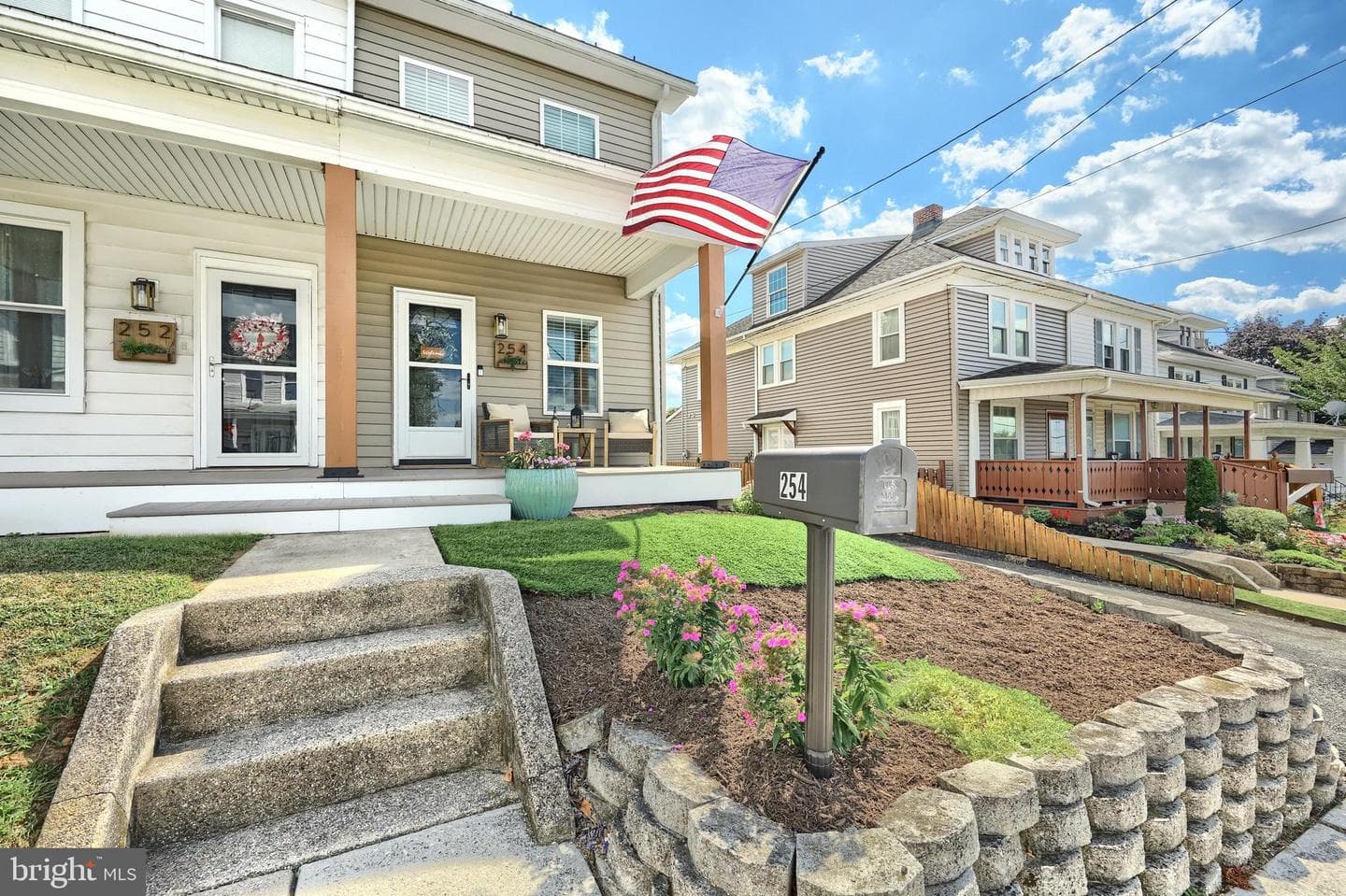 254 W High Street photo 9