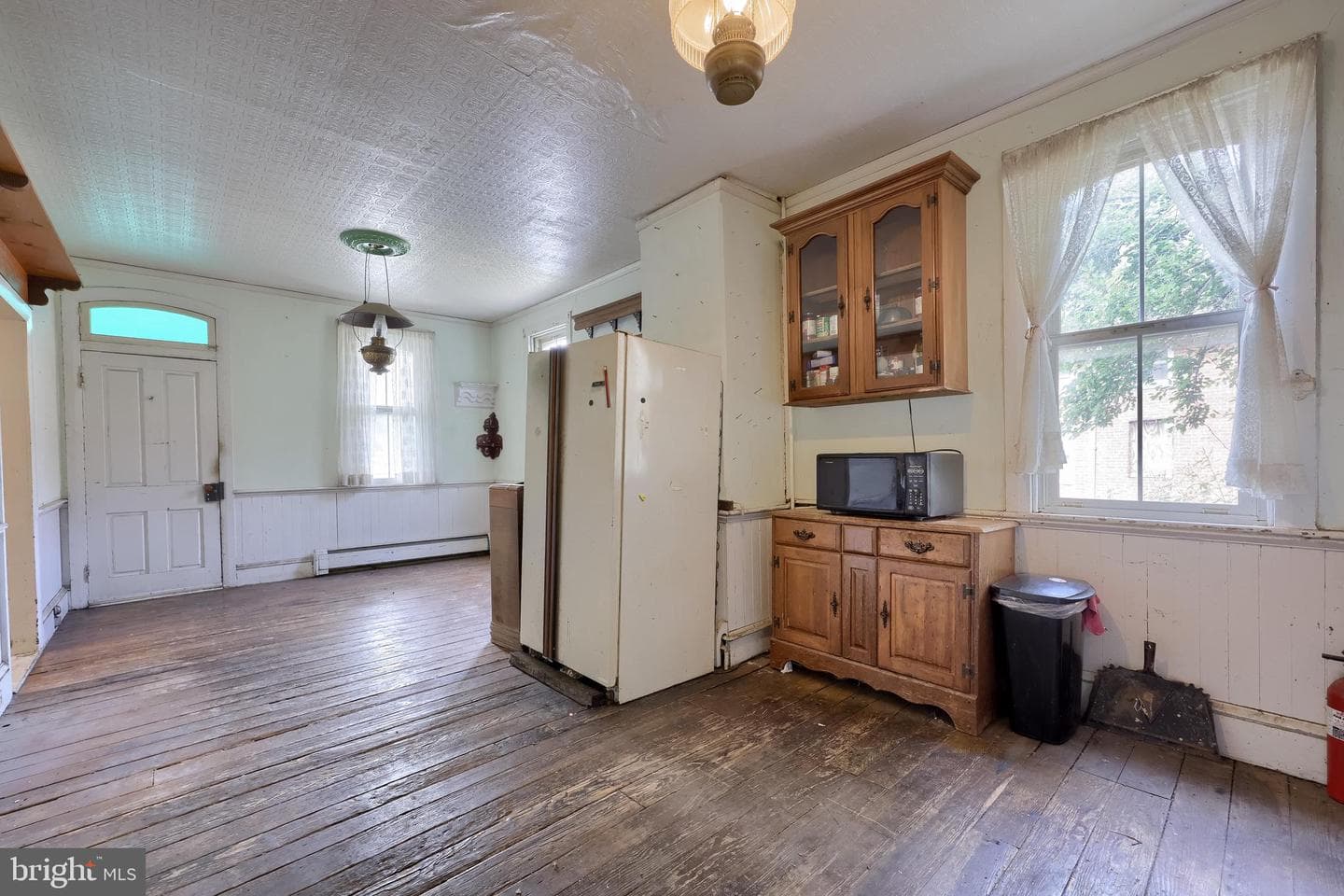 23 E George Street photo 16