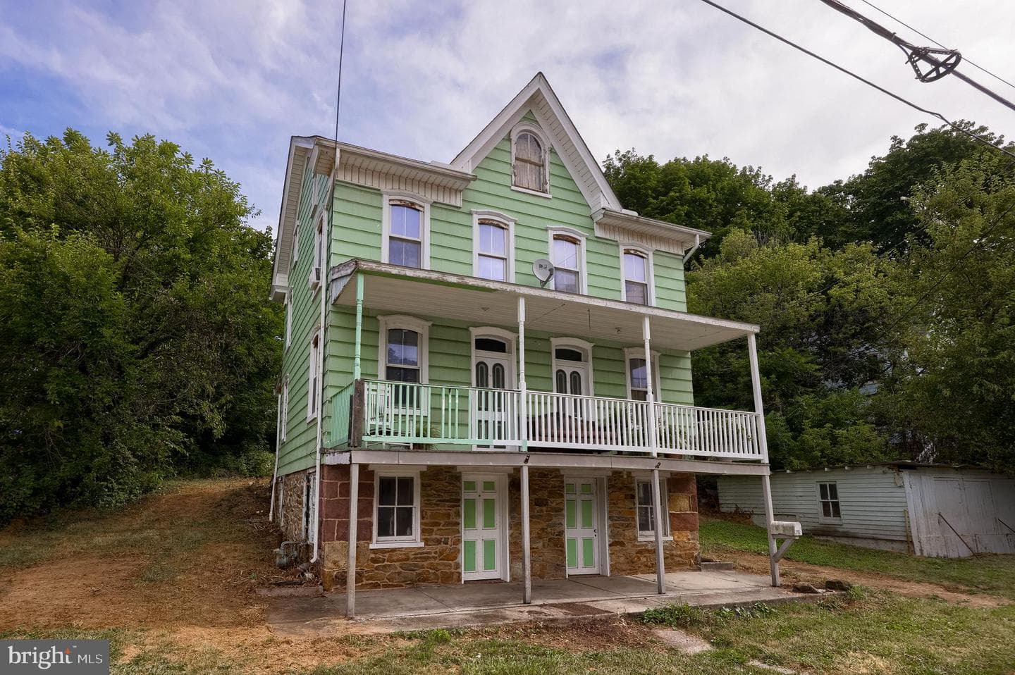 23 E George Street photo 2