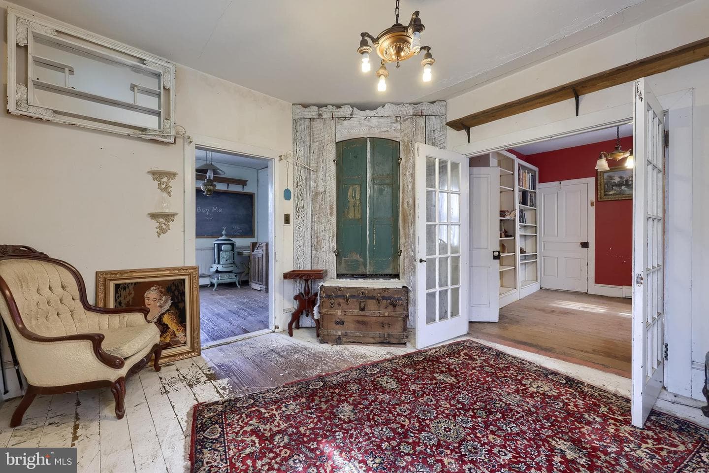 23 E George Street photo 4