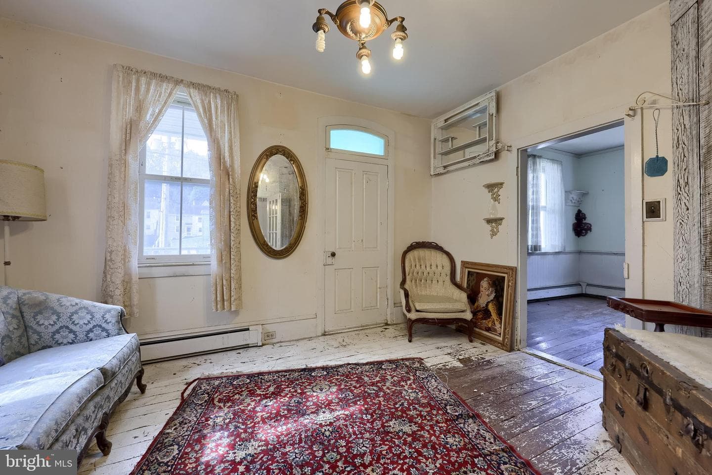 23 E George Street photo 6