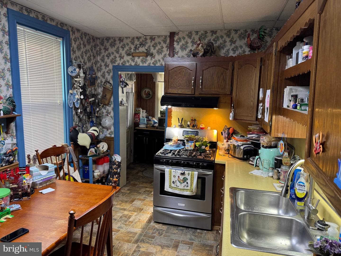 908 W College Avenue photo 6
