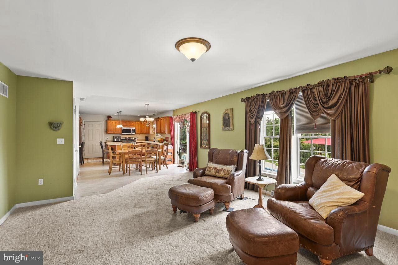 125 Verna Drive photo 12