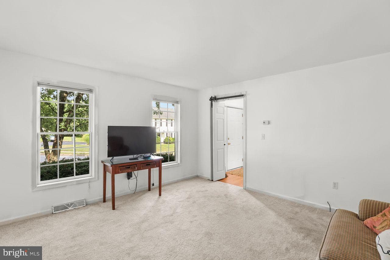 125 Verna Drive photo 15