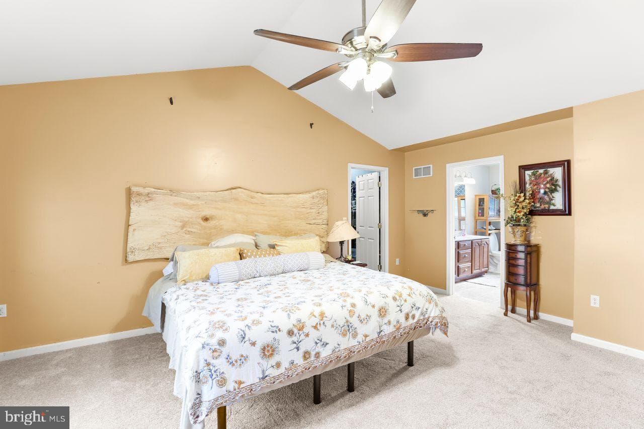 125 Verna Drive photo 17