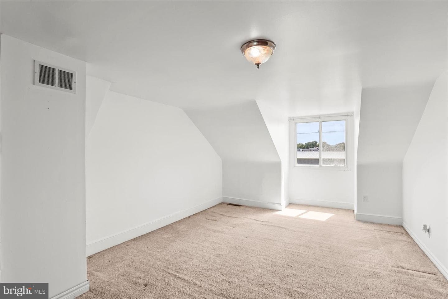 1017 Hay Street photo 17