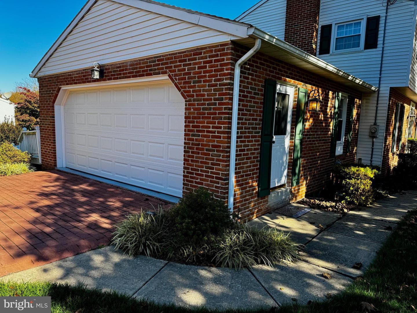 167 Walter Road photo 5