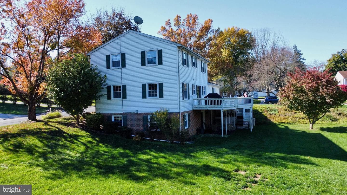 167 Walter Road photo 8