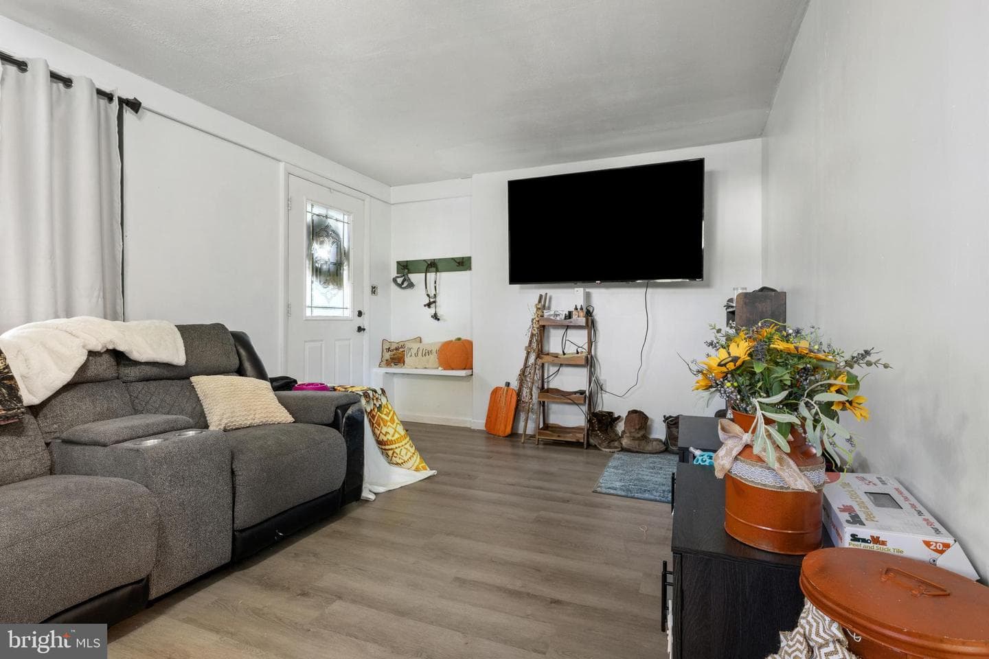 90 Hull Drive photo 6