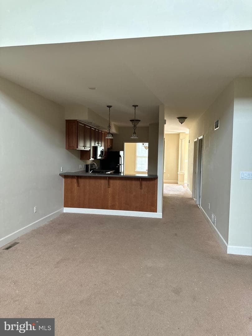 12 Kingswood Drive photo 3
