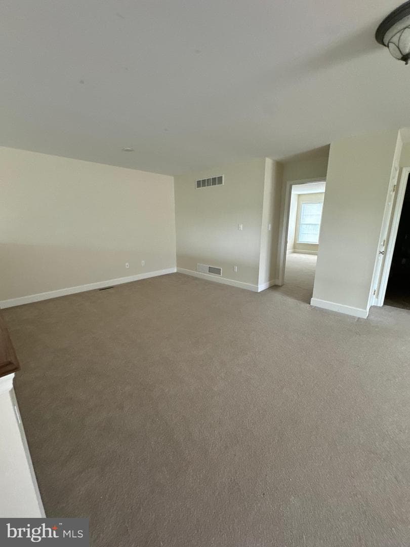 12 Kingswood Drive photo 5