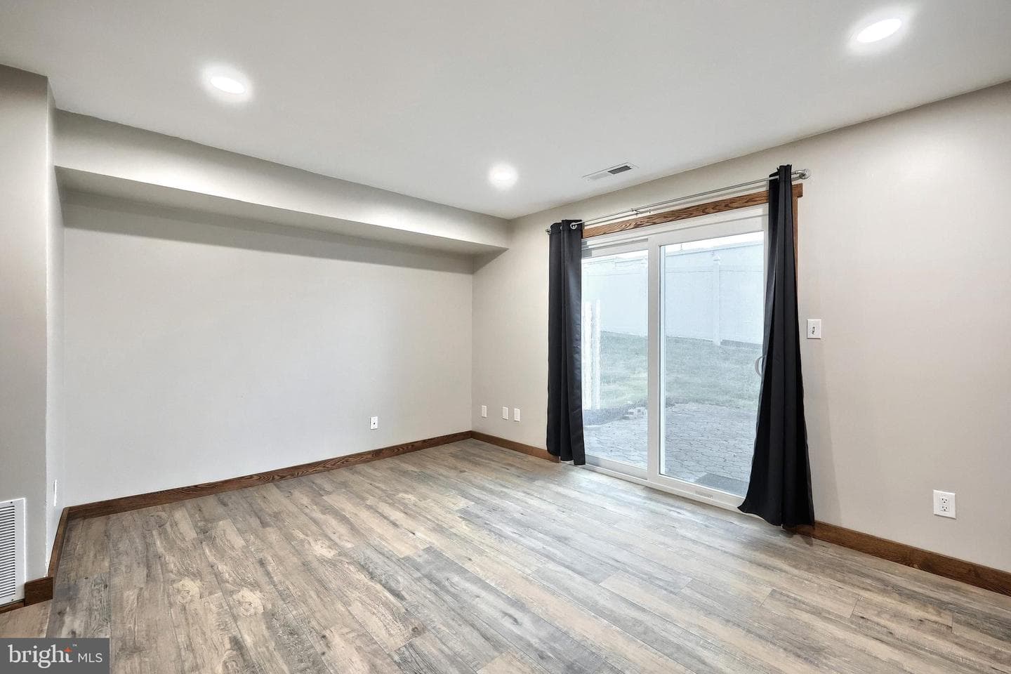 1618 Devers Road photo 9