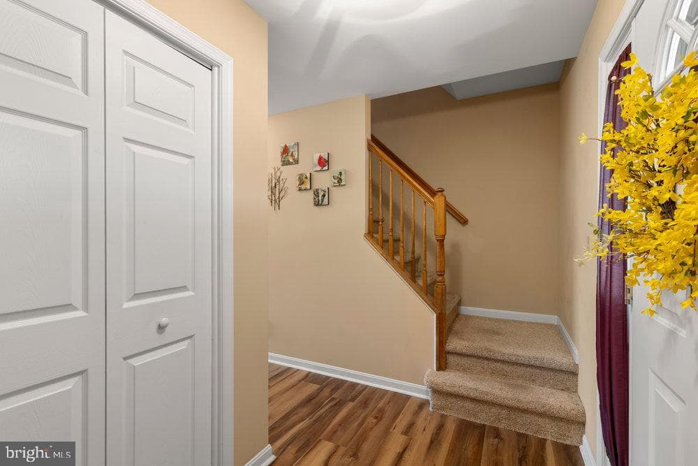 151 Martel Circle photo 4