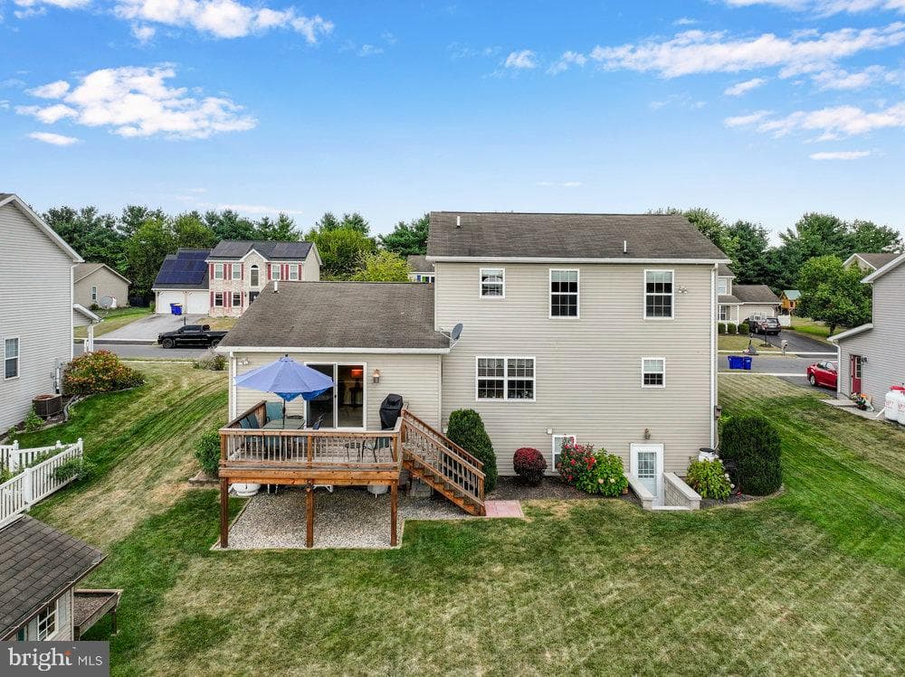 151 Martel Circle photo 40