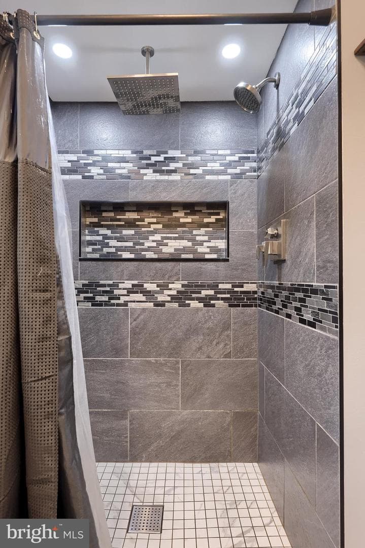 109 Lyle Circle photo 26