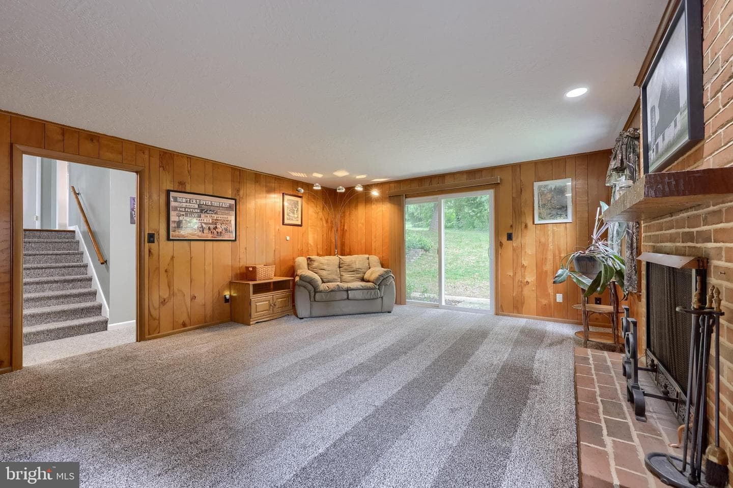 109 Lyle Circle photo 35